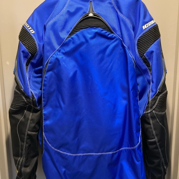 Icon Contra Motorcycle Jacket - Picture 2 of 3